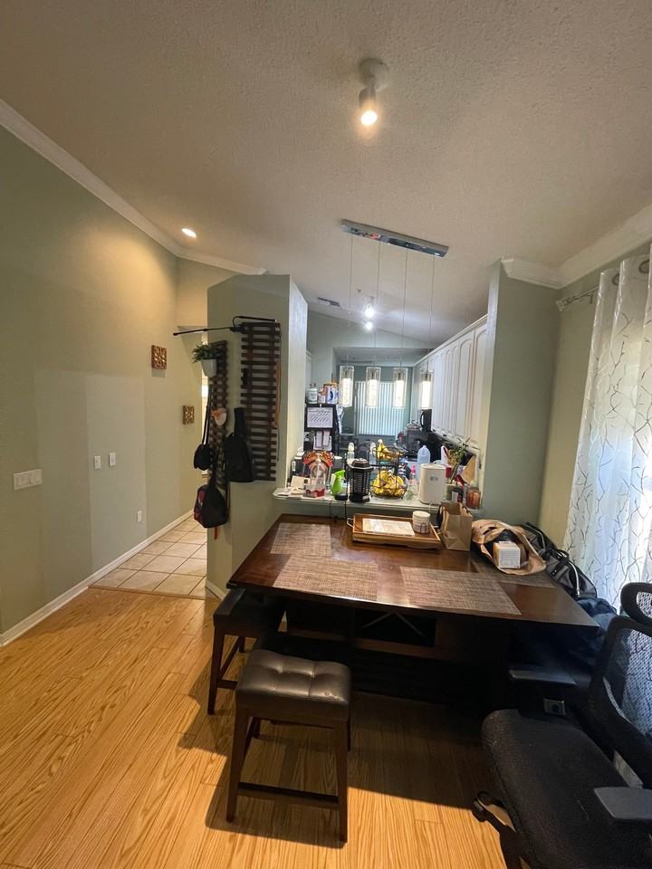 540 Cranes Way #202 - Photo 4 of 11