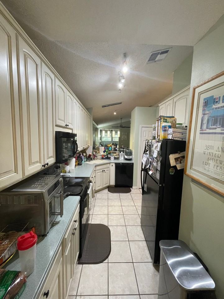 540 Cranes Way #202 - Photo 7 of 11