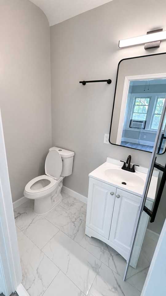 16314 Scottsdale Blvd - Photo 2 of 16