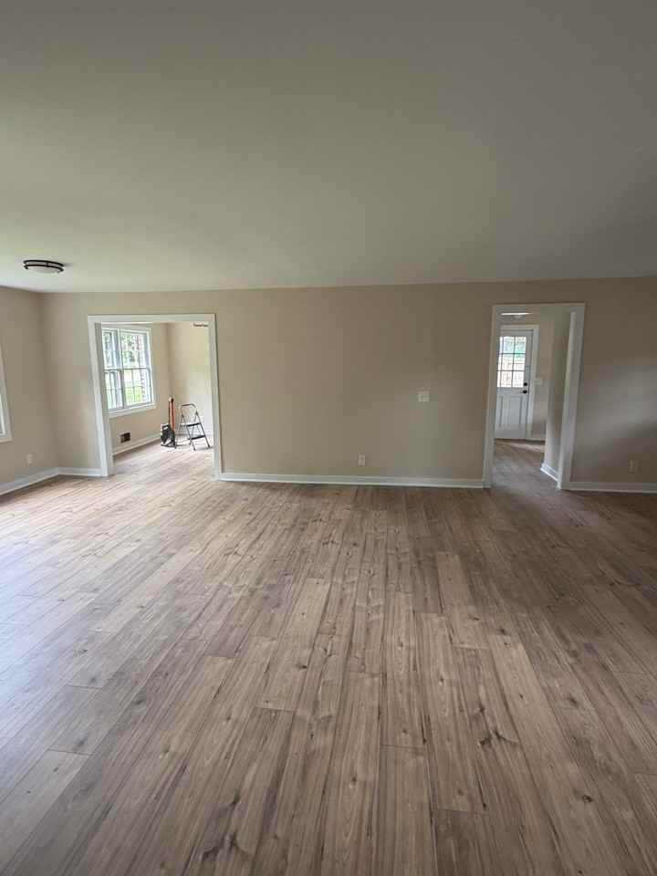 120 Kathy Ln - Photo 3 of 13