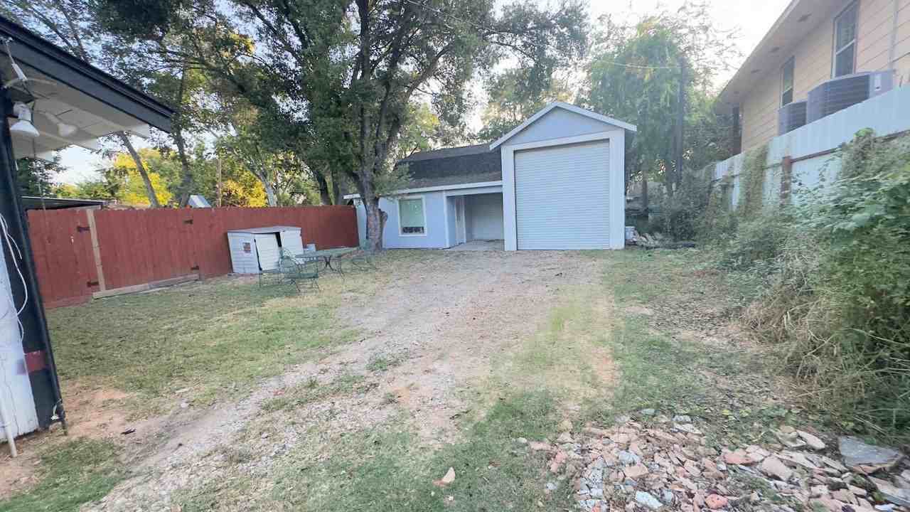 4419 Continental Dr #2 - Photo 6 of 7
