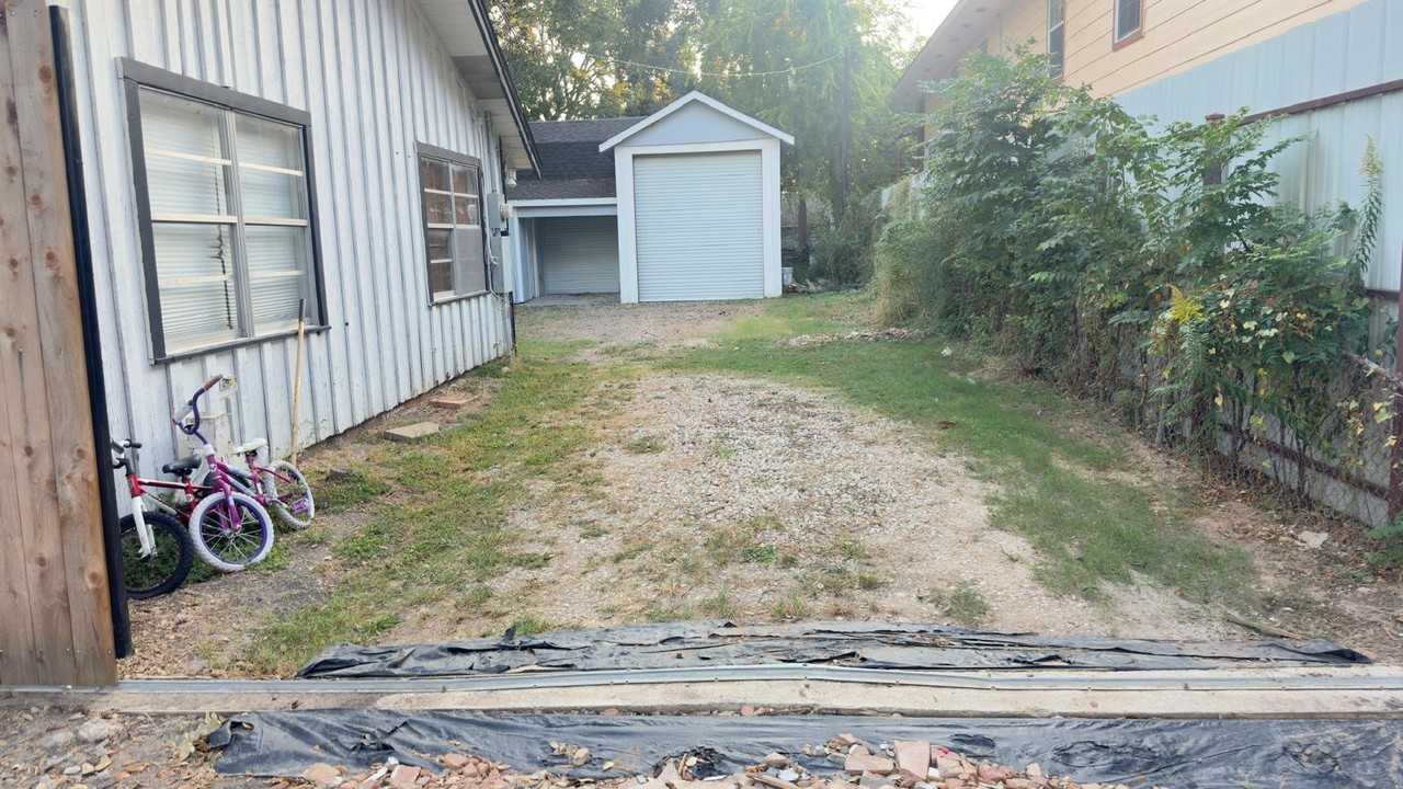 4419 Continental Dr #2 - Photo 7 of 7