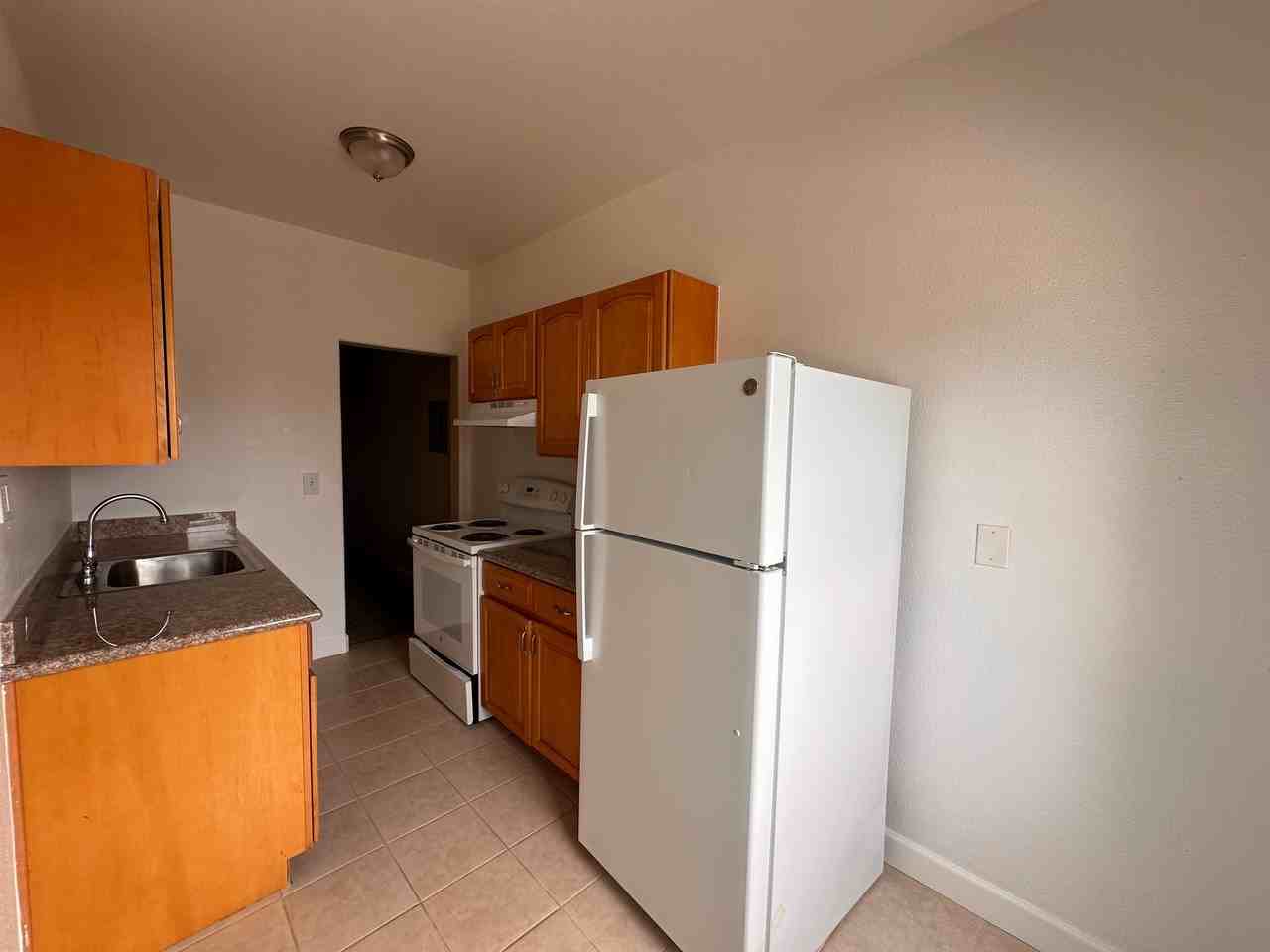 624 Brooklyn Ave #107 - Photo 6 of 14