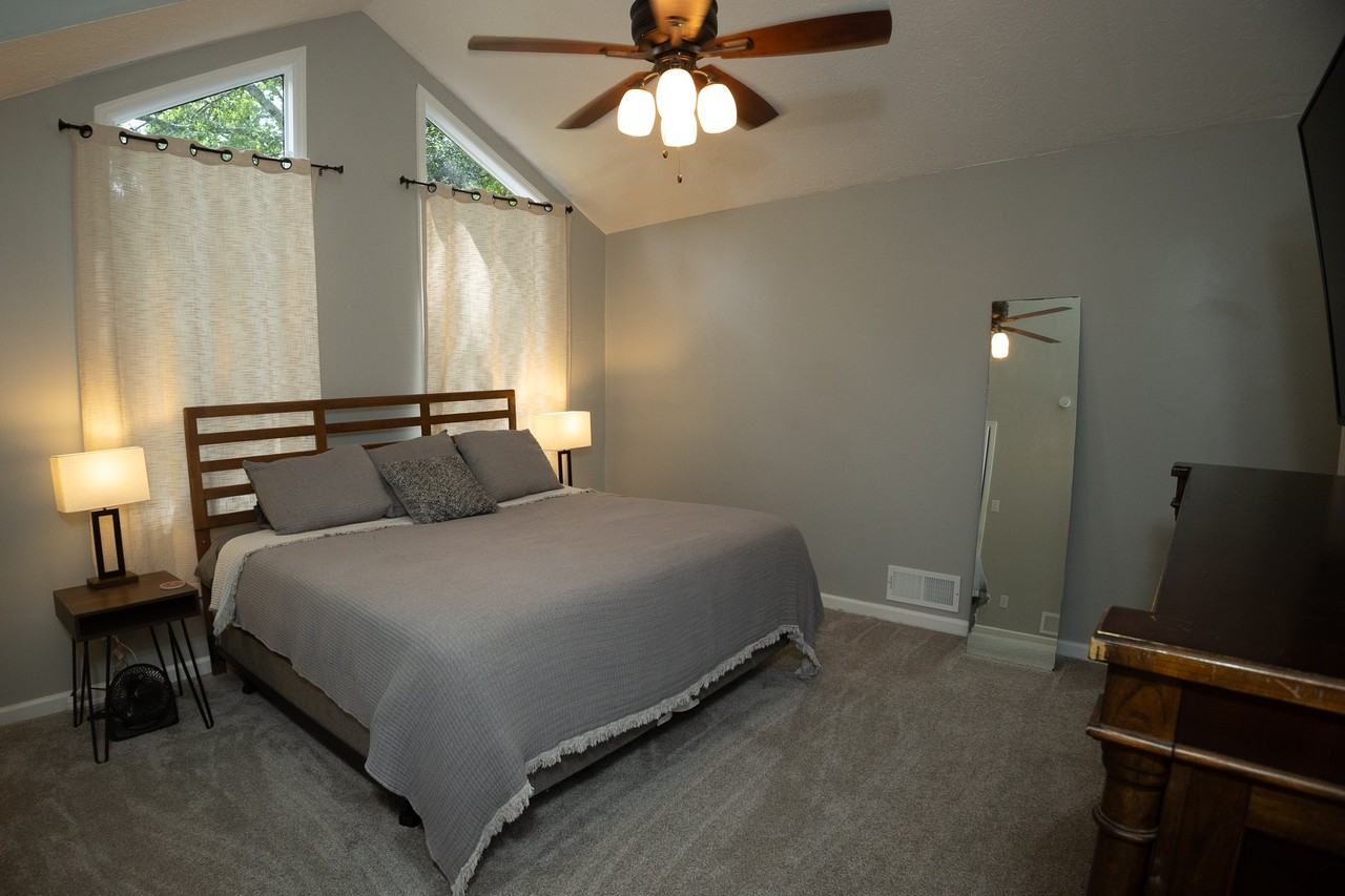 744 Starmist Ct Ne - Photo 3 of 19