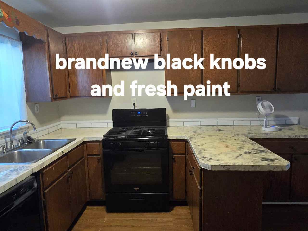 630 E Saint Vrain St - Photo 4 of 15