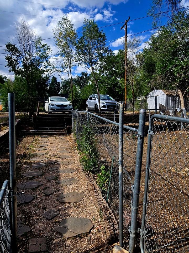 630 E Saint Vrain St - Photo 7 of 15