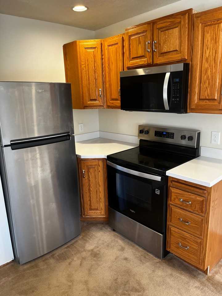 7182 Stagecoach Dr #1 - Photo 4 of 12