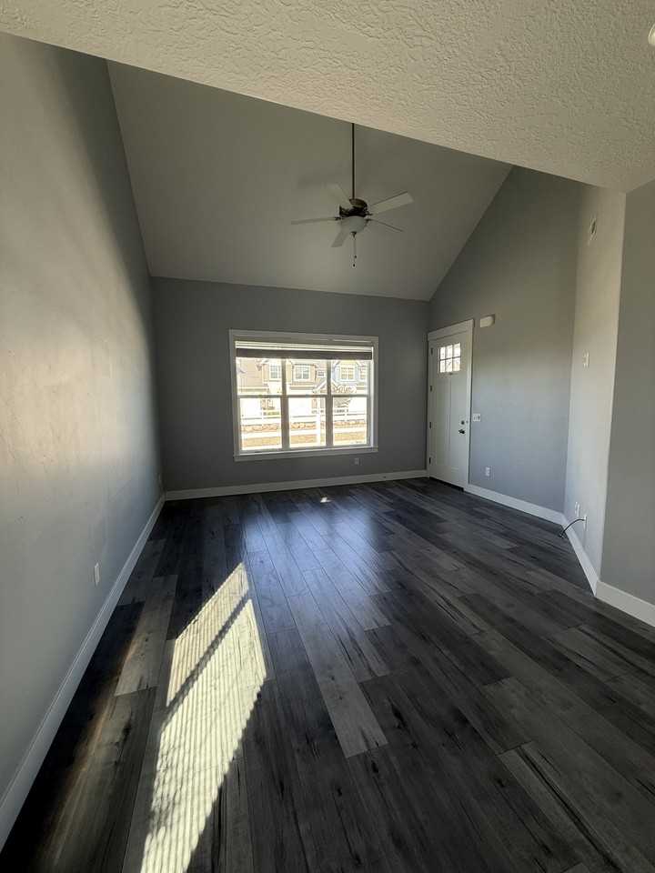 12267 S Macdill Ct - Photo 3 of 20