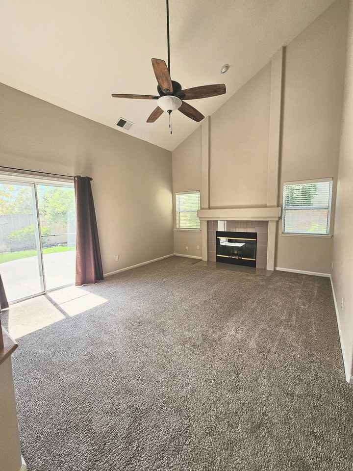 149 Sundance Dr - Photo 4 of 18