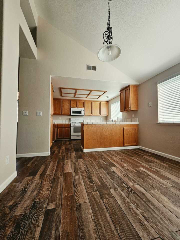 149 Sundance Dr - Photo 5 of 18