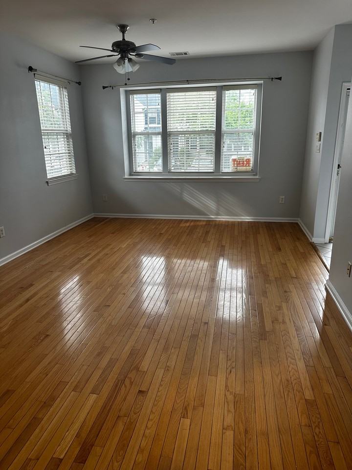 1311 Blossom Cir - Photo 2 of 10