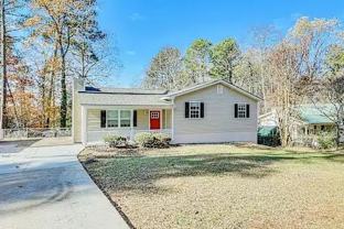 5603 N Allen Rd Se - Photo 1 of 1