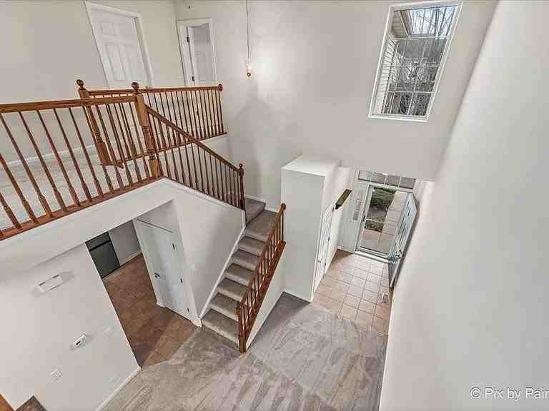 10033 Cummings St - Photo 5 of 12