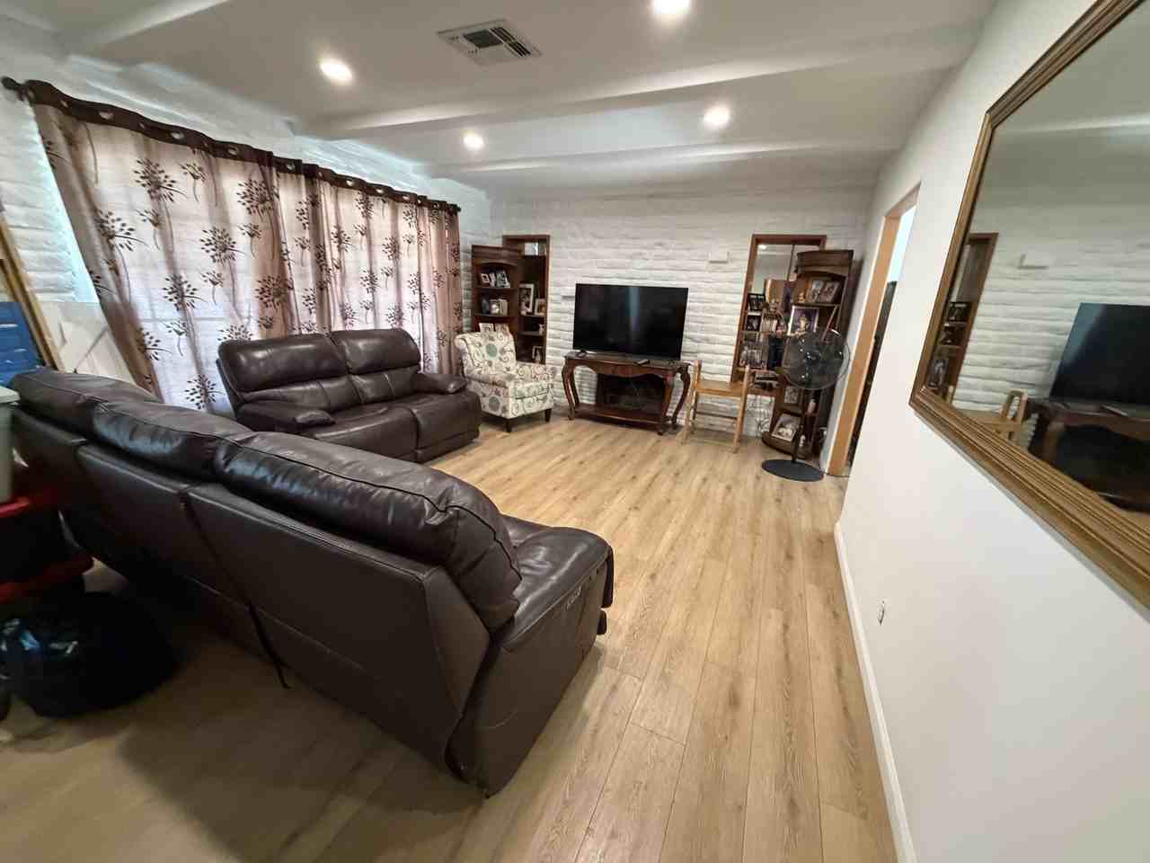750 N Hagar St - Photo 3 of 7