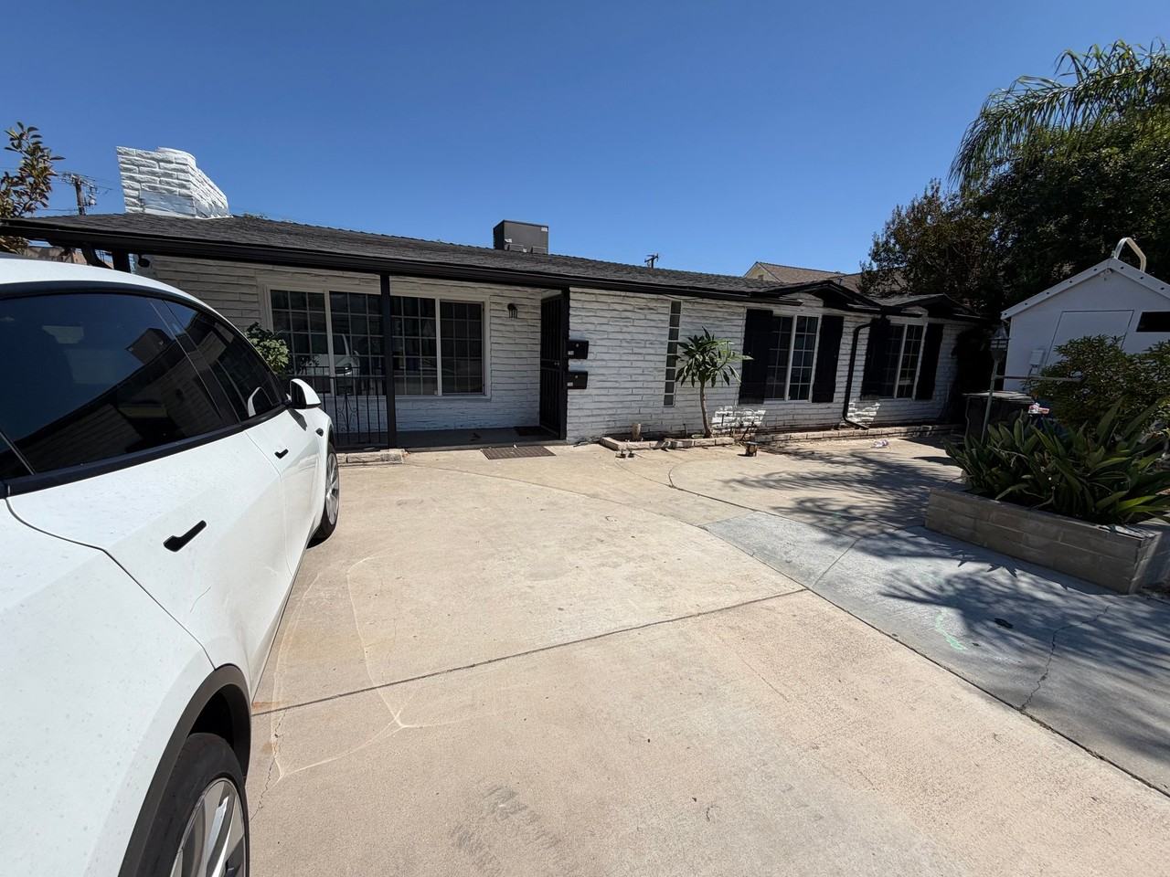 750 N Hagar St - Photo 7 of 7