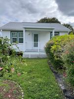 featured image of 214 Ne 12th St #A