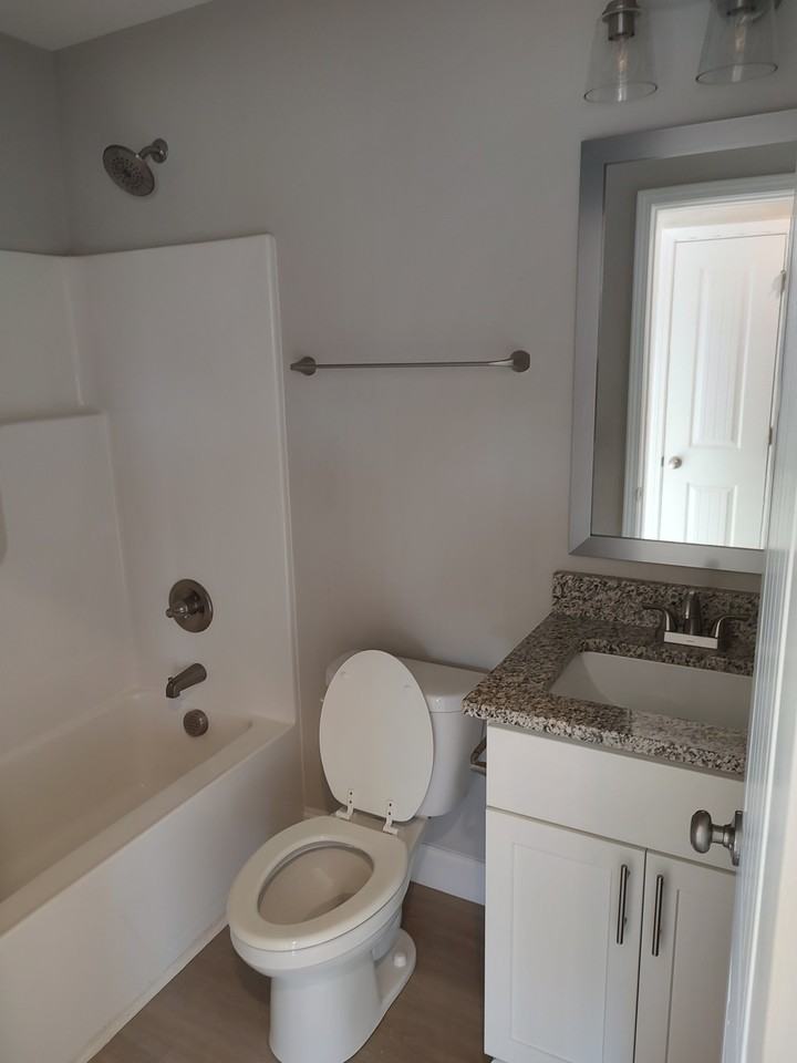443 Camp Ferry Rd - Photo 6 of 12