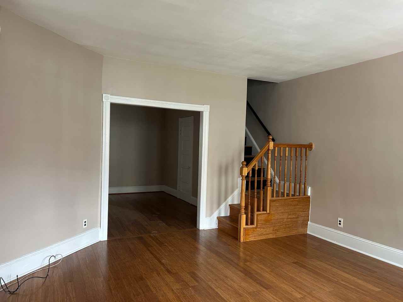 422 Martin St - Photo 4 of 16