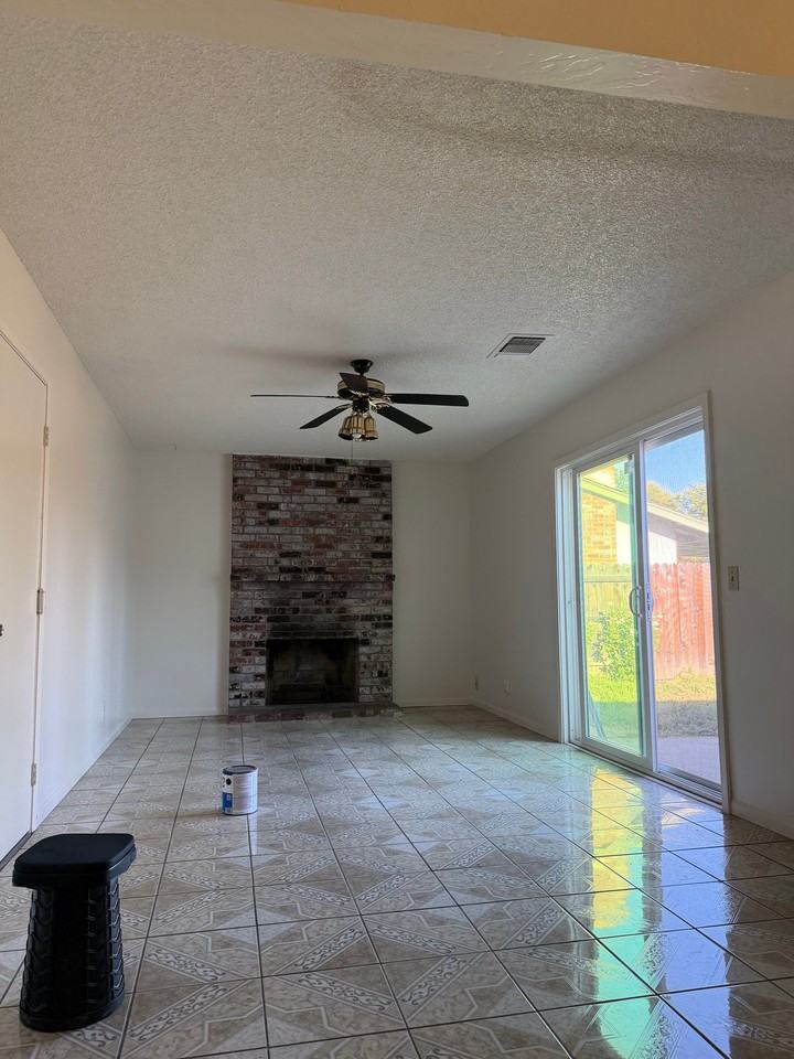 440 Gibson Rd - Photo 2 of 6