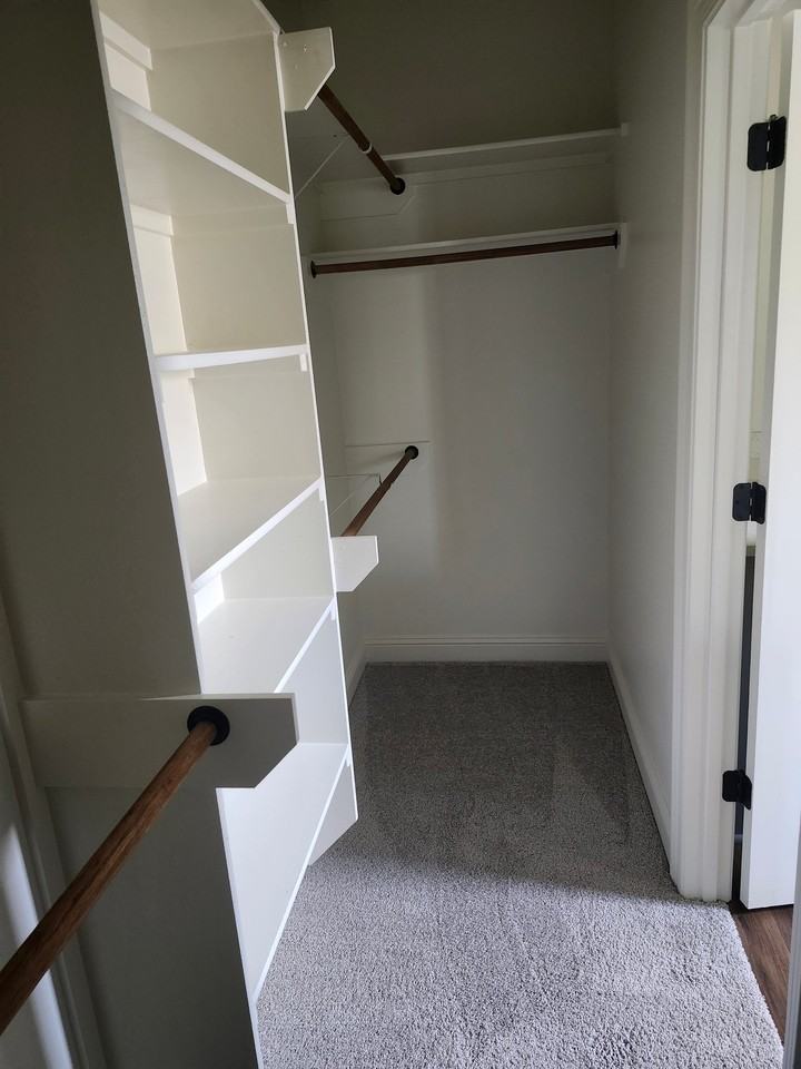 4815 Bogey Ln - Photo 6 of 14