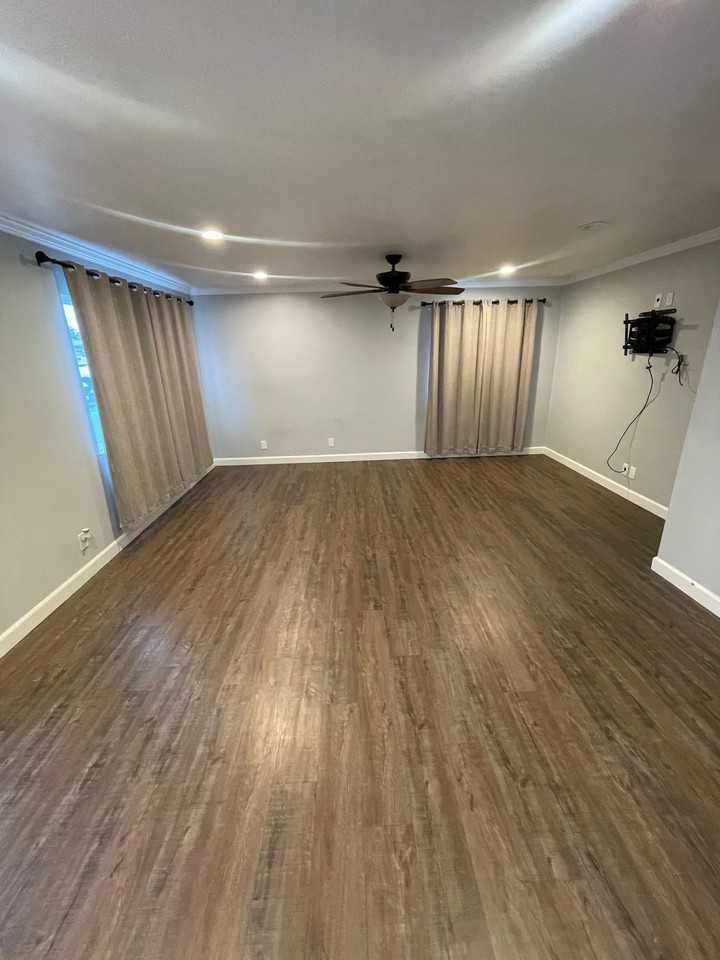 1534 Ventura Way - Photo 2 of 19