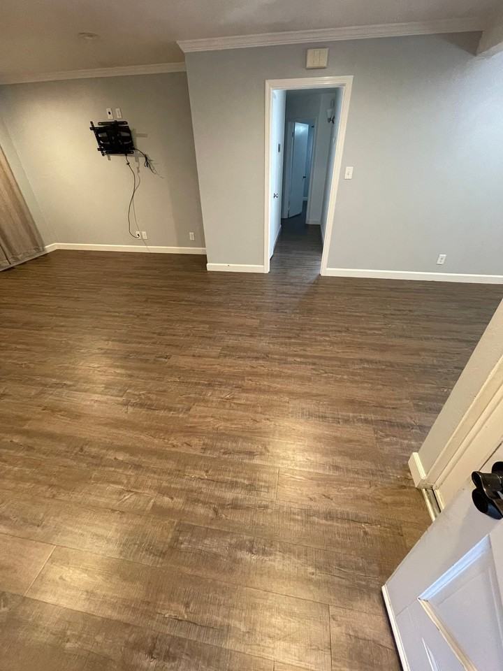1534 Ventura Way - Photo 5 of 19