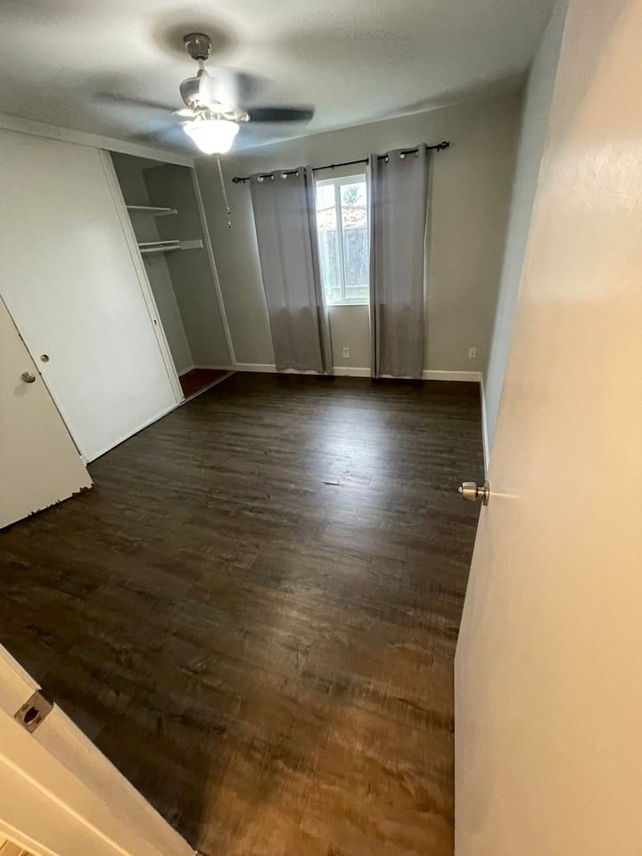 1534 Ventura Way - Photo 6 of 19