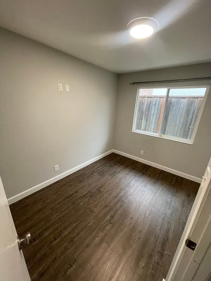 1534 Ventura Way - Photo 7 of 19