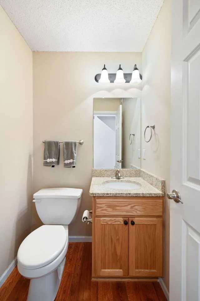 13785 Hill Place Dr - Photo 7 of 11