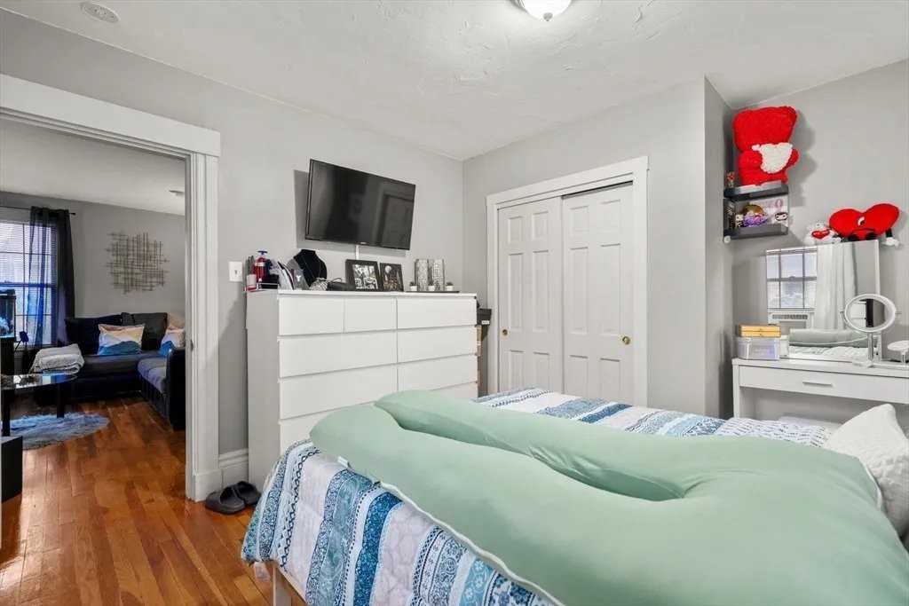 59 Pond St #A - Photo 6 of 11
