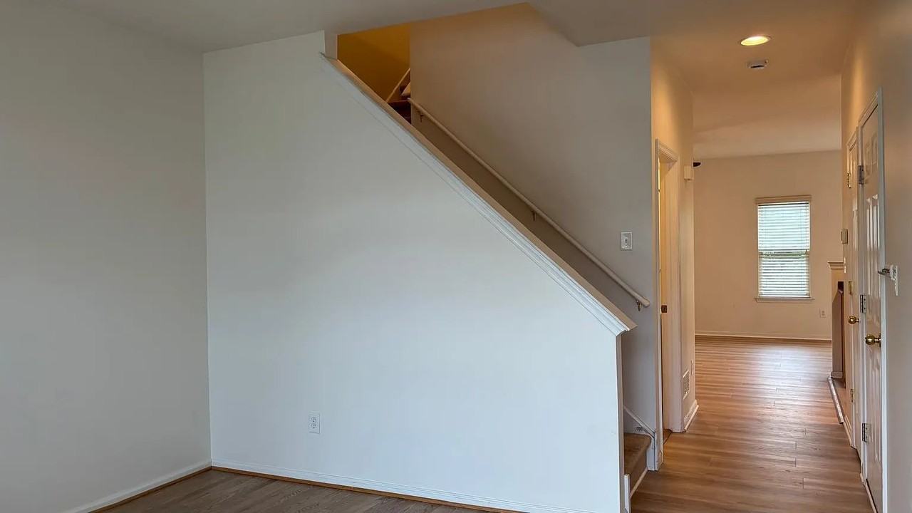 1161 Tudor Dr - Photo 2 of 20