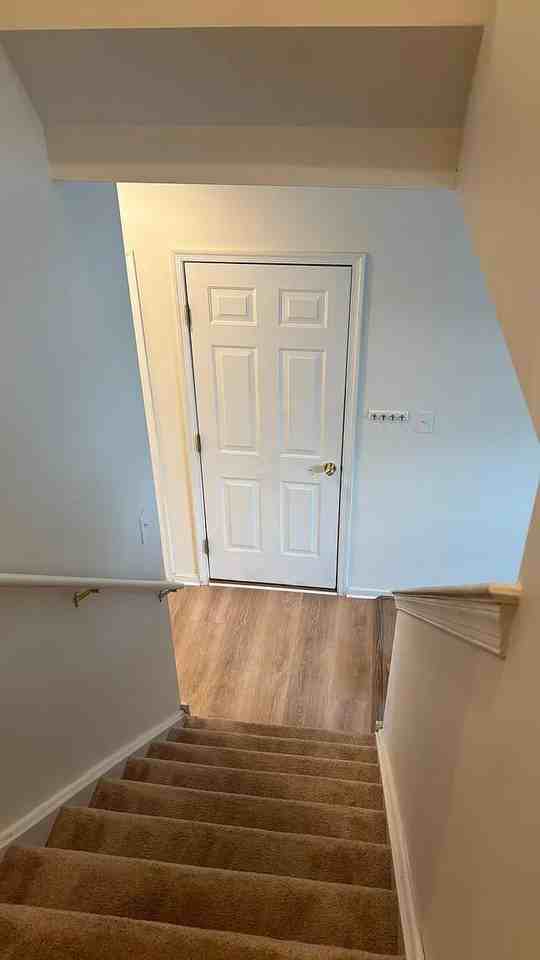 1161 Tudor Dr - Photo 4 of 20
