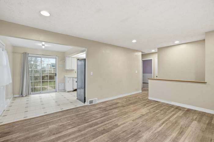 4707 W Princeton Pl - Photo 2 of 4