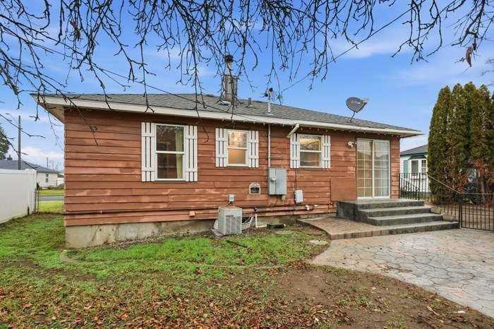 4707 W Princeton Pl - Photo 4 of 4