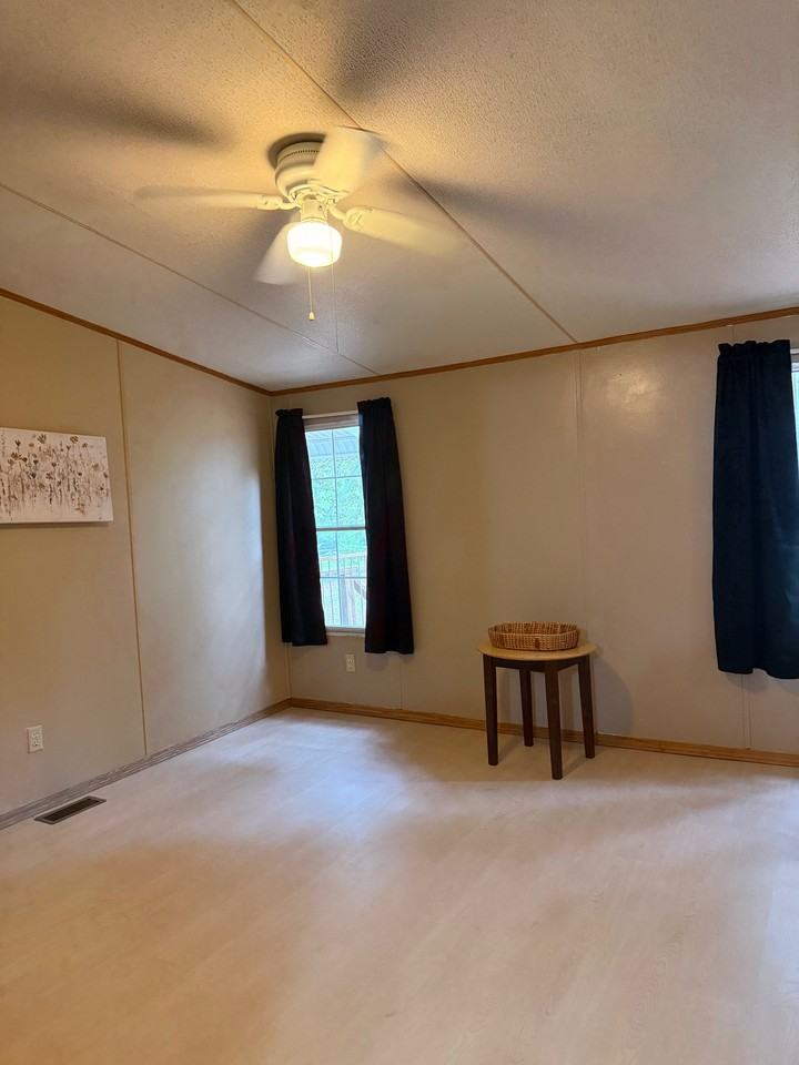 3077 W Tanager Ct - Photo 6 of 8