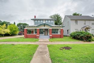 1324 W Maine Ave - Photo 1 of 1