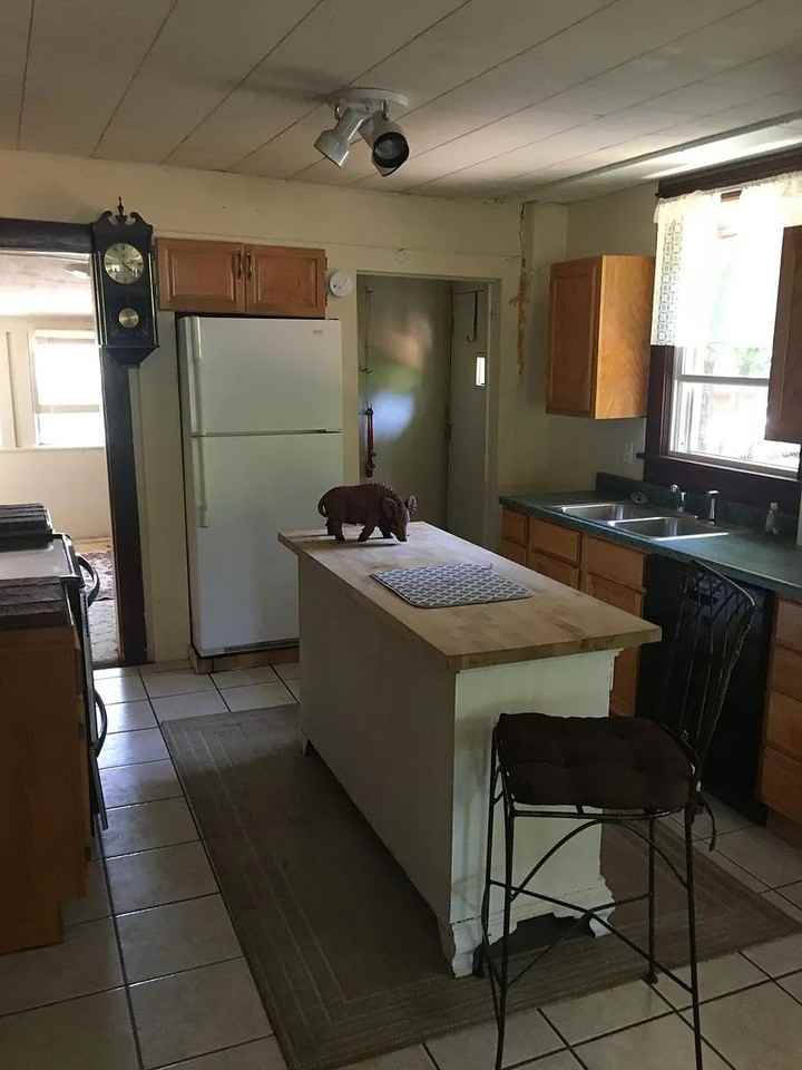 1501 W Halsell Rd - Photo 5 of 5