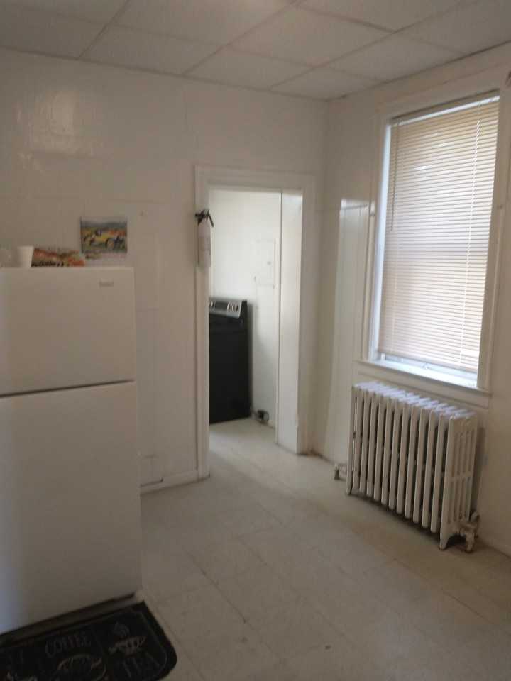 215 Rubicam St - Photo 3 of 3
