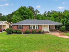 1429 Waccamaw Dr - Photo 1 of 1