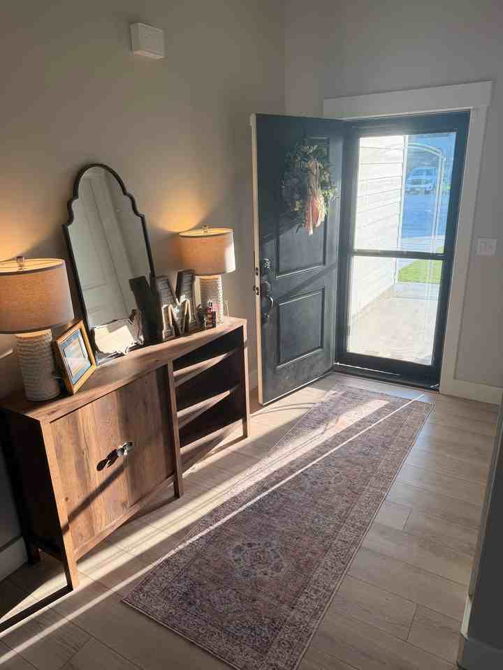 1434 Nw - Photo 2 of 36