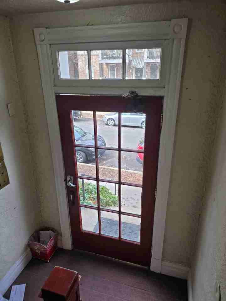 403 N Cleveland St #4 - Photo 4 of 11