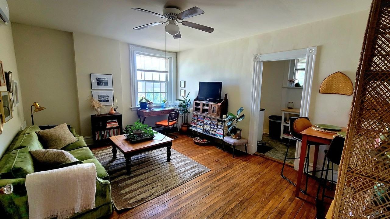 403 N Cleveland St #4 - Photo 6 of 11