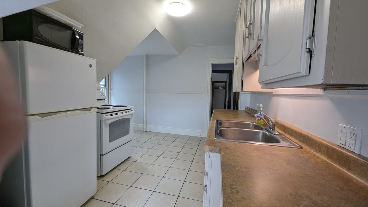 157 Herkimer Street #3 - Photo 6 of 13