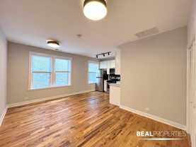 656 W Wrightwood Ave #403 - Photo 1 of 1