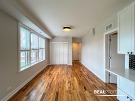 656 W Wrightwood Ave #314 - Photo 1 of 1