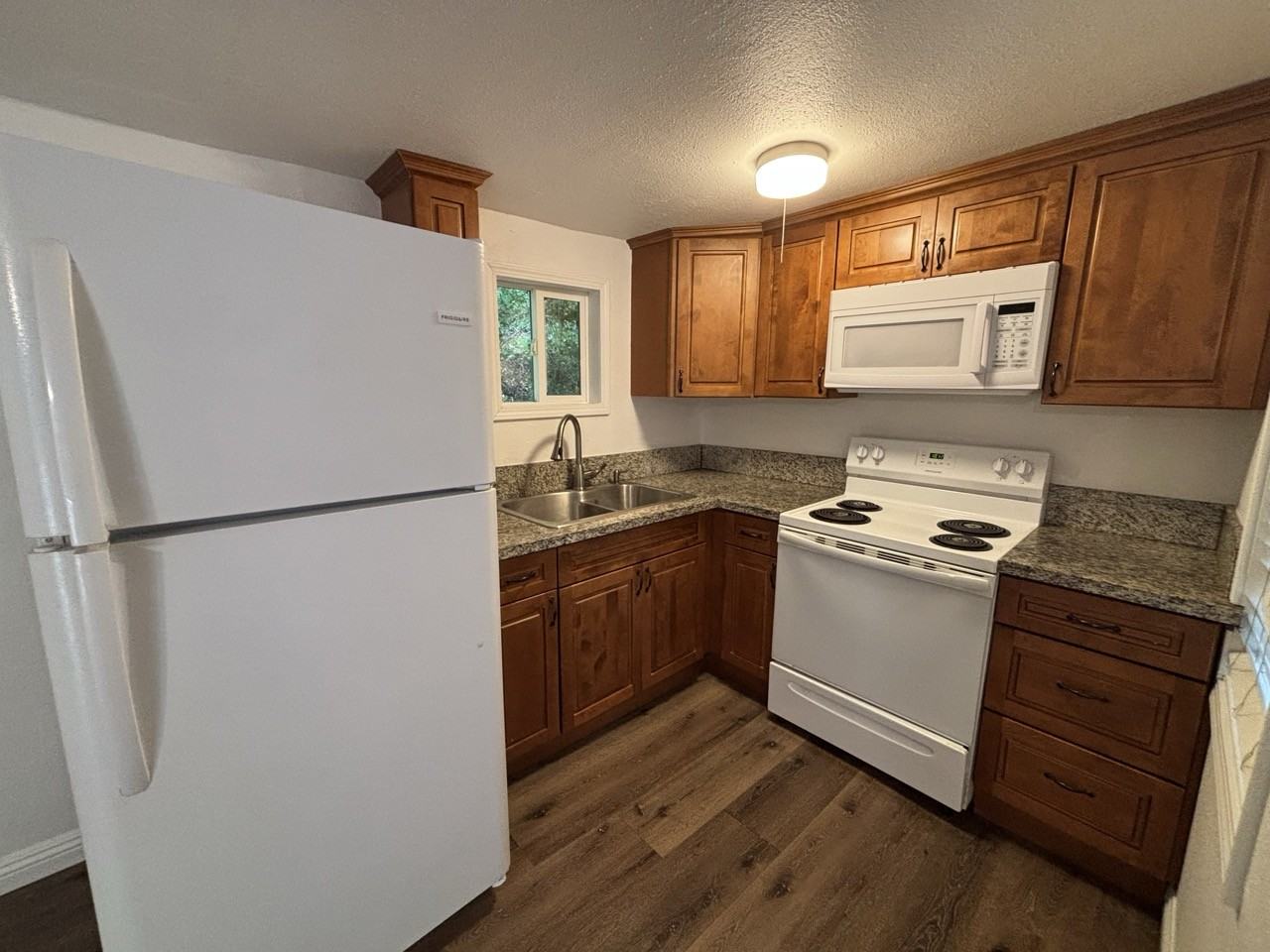 1630 Broadway #1 - Photo 5 of 5
