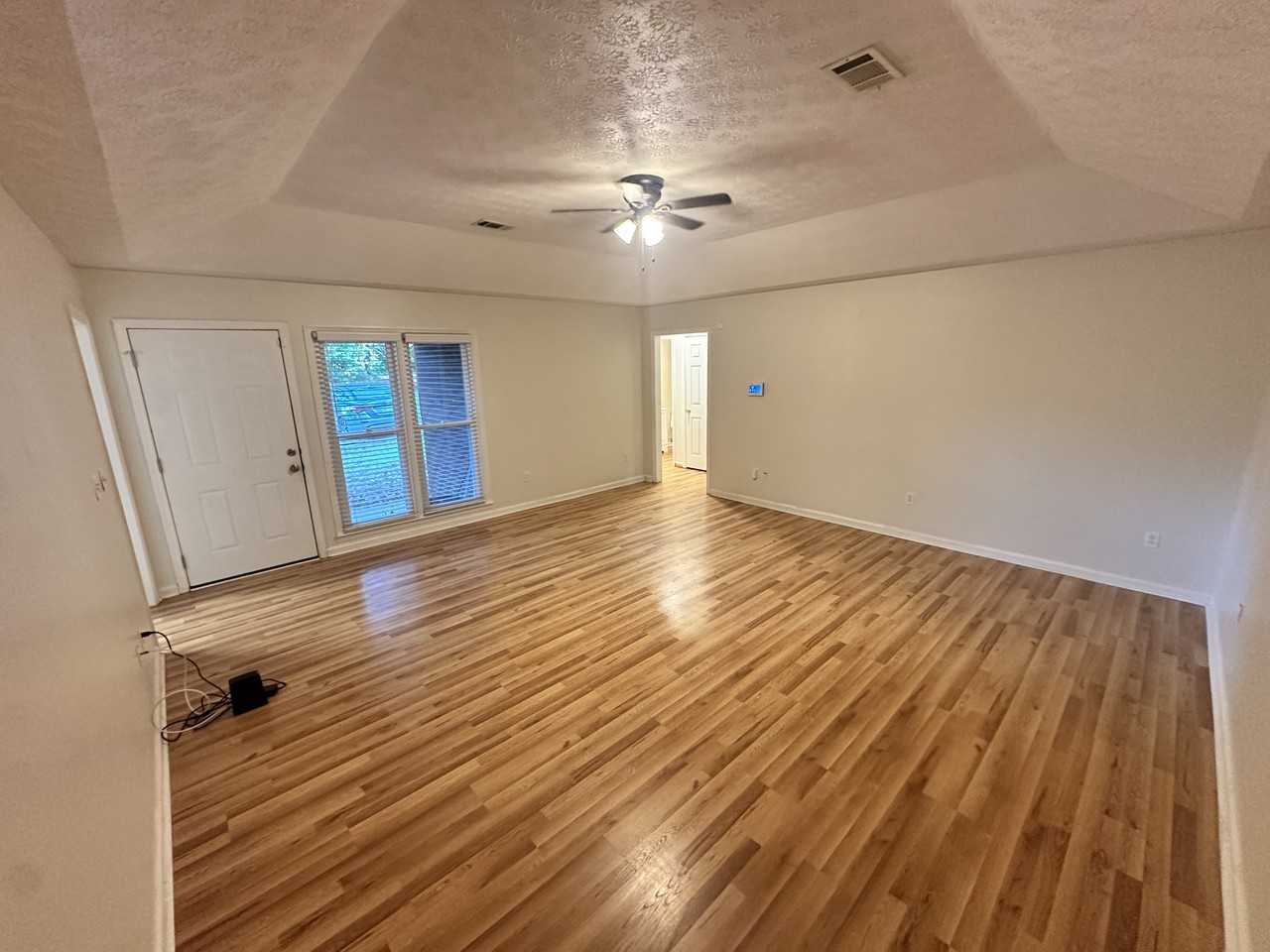 1088 Pierce Rd #B - Photo 6 of 29
