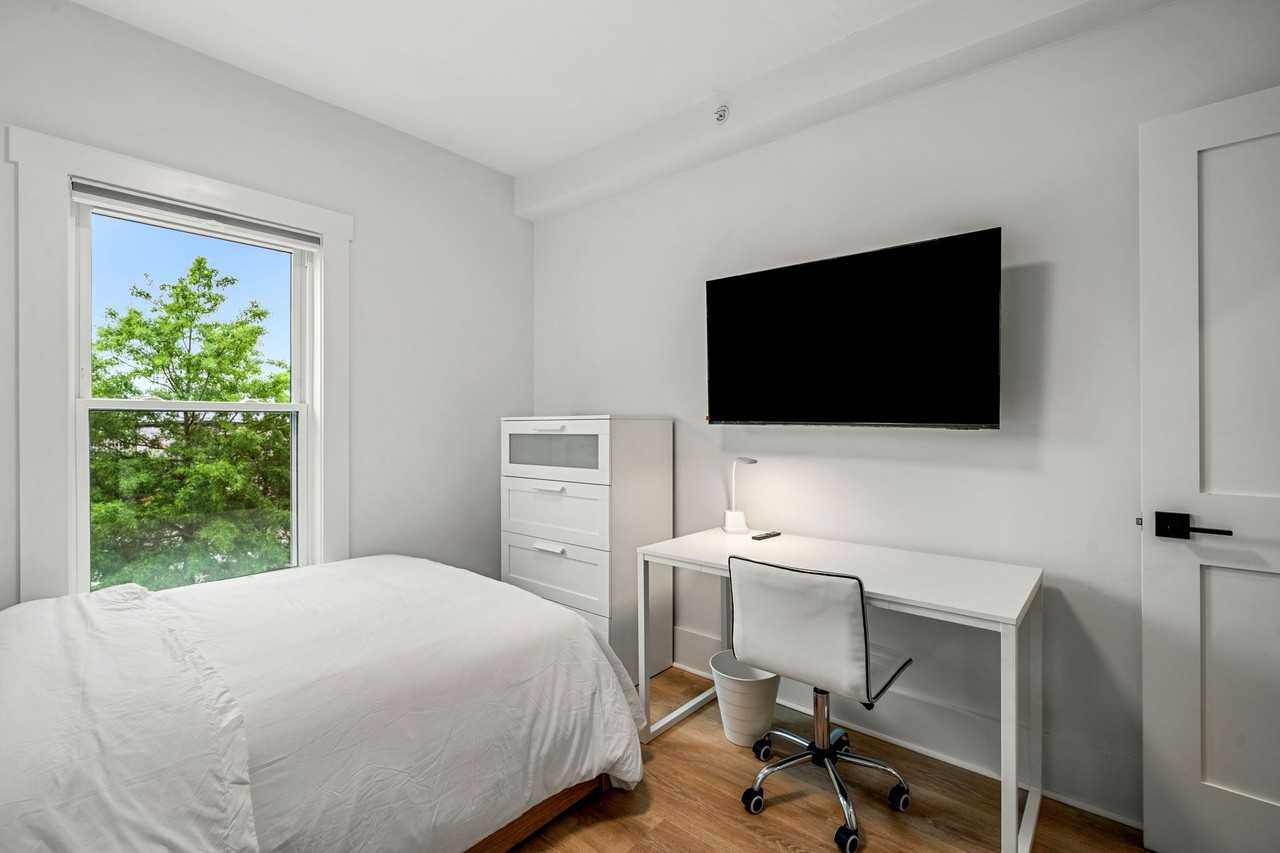 18 Benedict St #11 - Photo 2 of 20