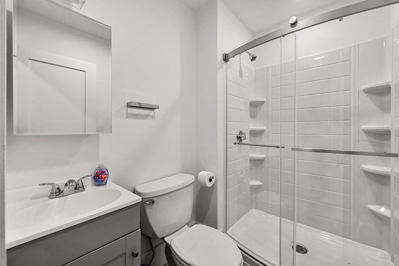 18 Benedict St #11 - Photo 4 of 20