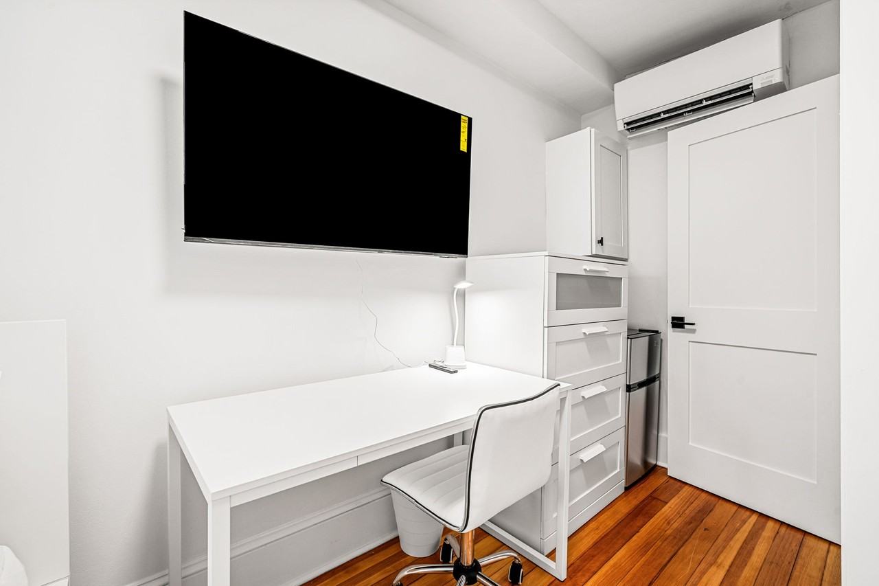 18 Benedict St #8 - Photo 2 of 18